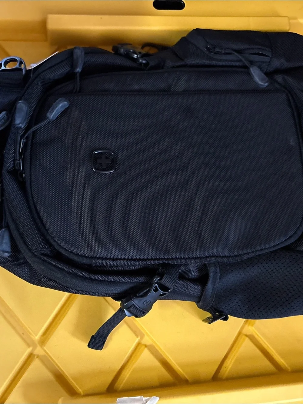 SwissGear Black Men’s Compact Travel Backpack